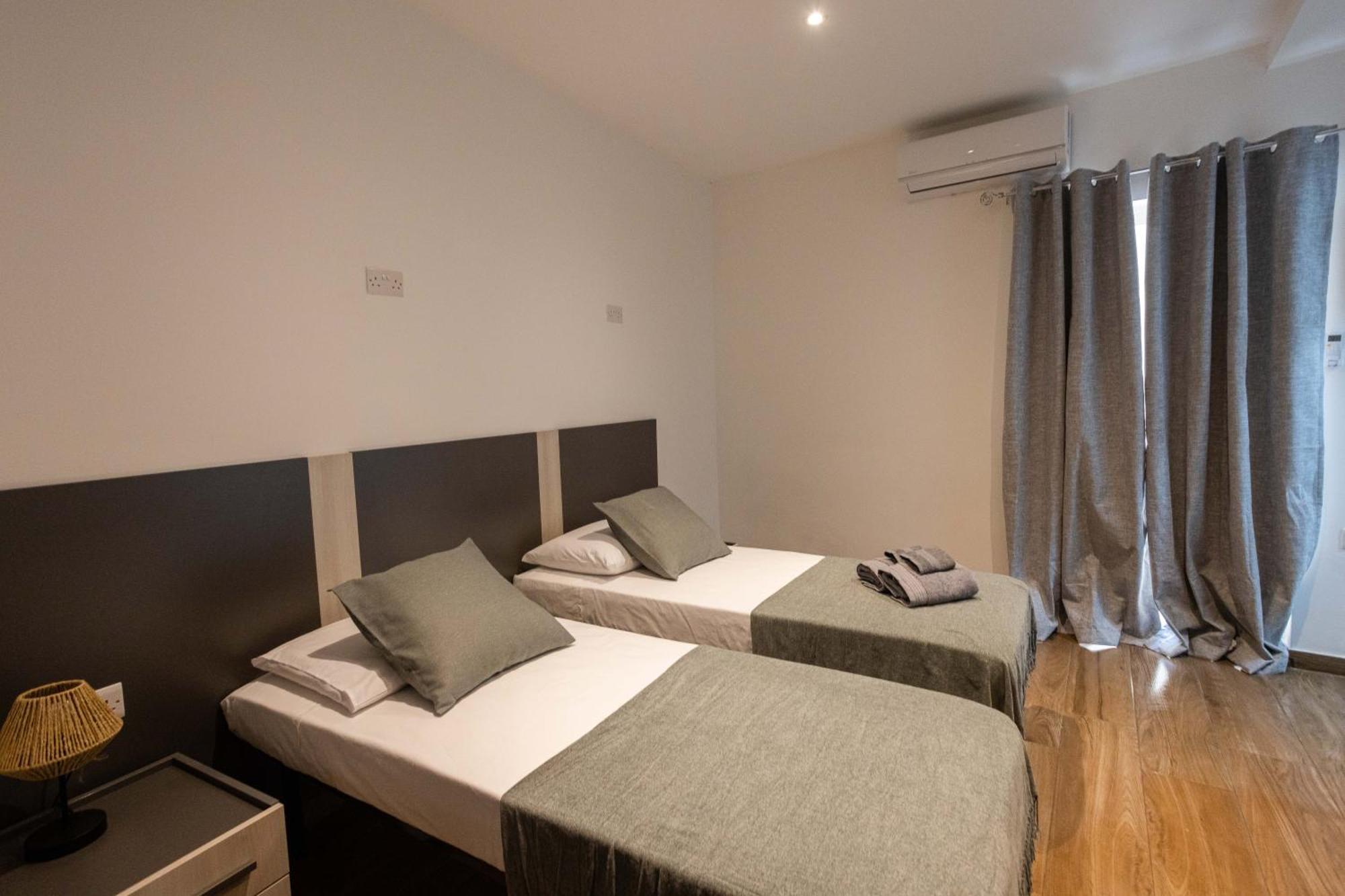 The Maltese Gem Apartment Cospicua ภายนอก รูปภาพ